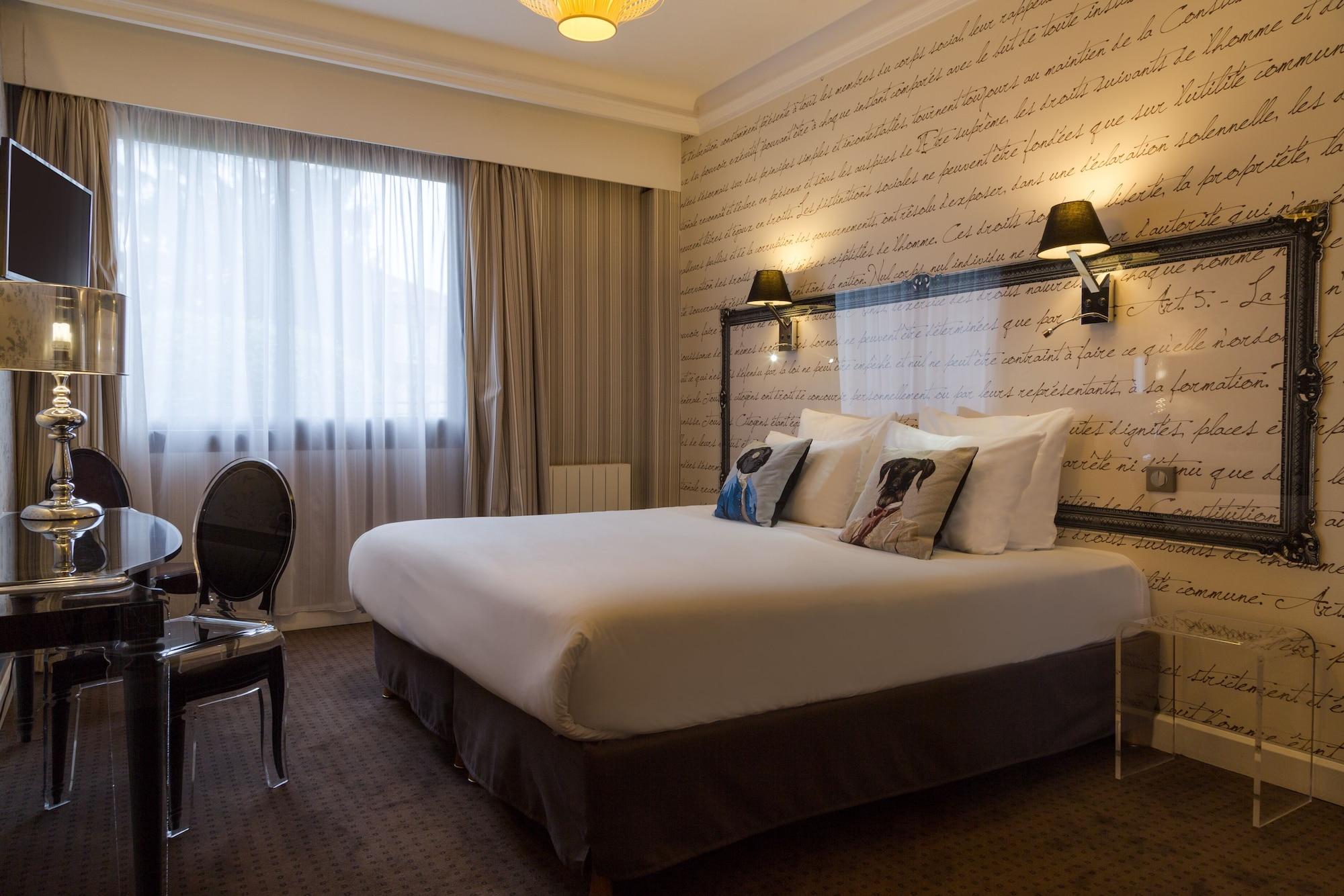 Hotel The Originals Boutique Rueil Sur Seine Extérieur photo